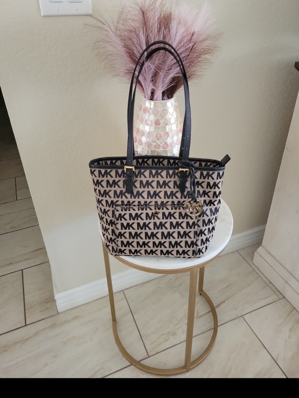 Michael Kors Jet Set Tote In Black And Tan